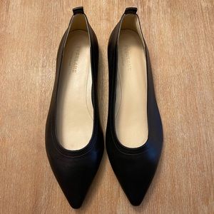 Everlane 40-Hour Flat Black Size 7.5